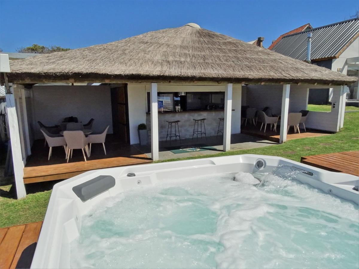 Kanaloah Lodge & Cabins Punta Del Diablo Ngoại thất bức ảnh