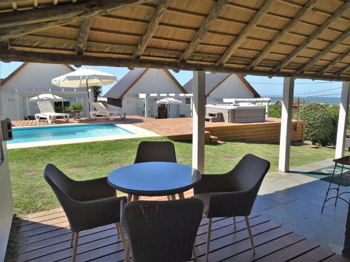 Kanaloah Lodge & Cabins Punta Del Diablo Ngoại thất bức ảnh